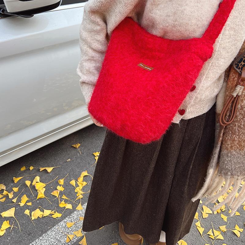 Huge Good-looking Autumn and Winter Design Plush Yellow Fruit Tree Soft Plush Soft Shoulder Bag Women's Oblique Span Bag Tote Bag