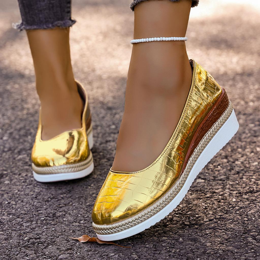 Fashion Women Sneakers 2025 New Plus Size Sneakers Women Fashion Pointed Toe Office Shoes Ladies Spring Summer Wedges Women Party Shoes