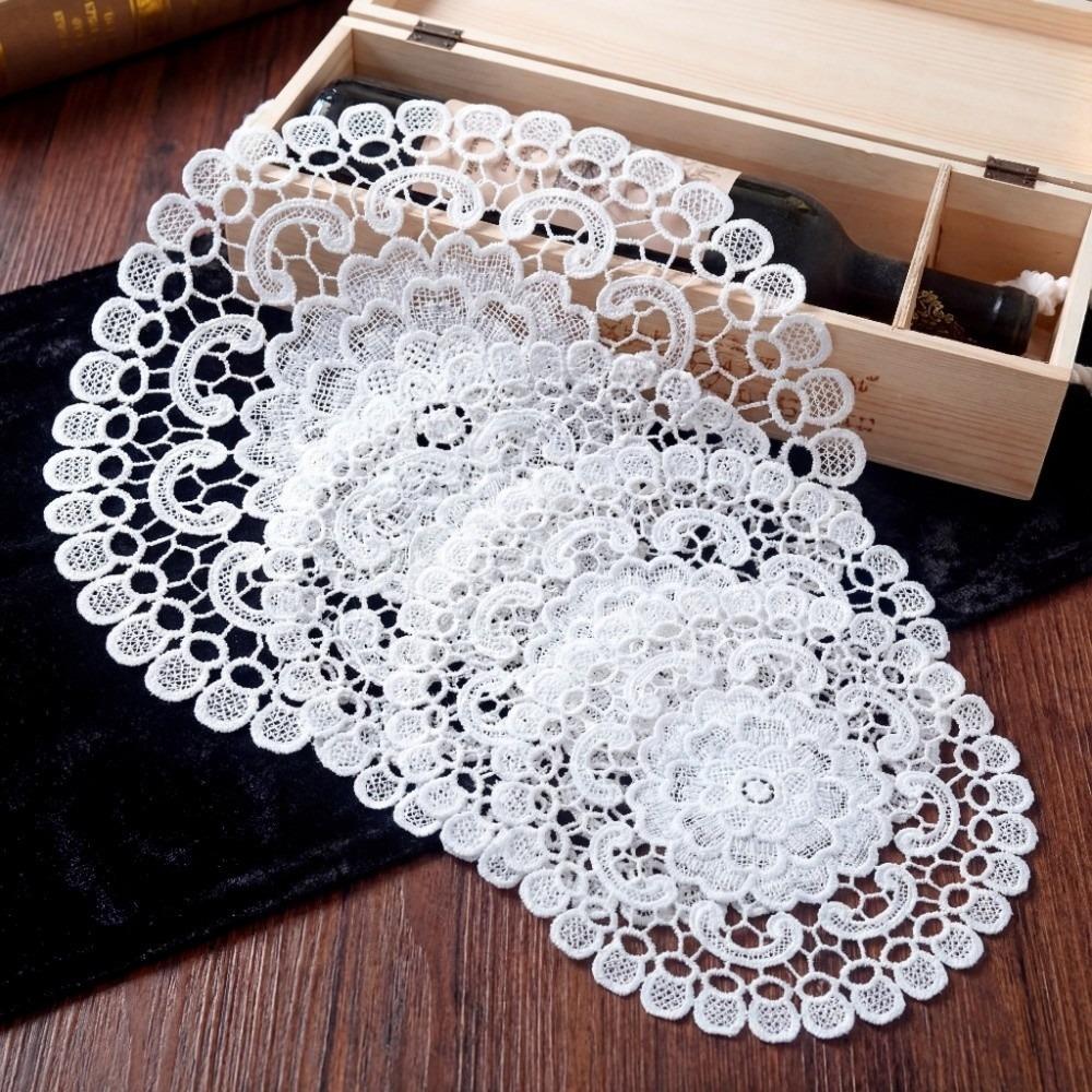 Ornament Prop Lace Embroidery Table Cloth White Round Coffee Coaster Hollow Tea Pad Mat Lace Placemat Wedding Banquet Decor