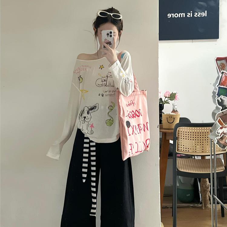 Painted Graffiti Micro-transparent Thin Sunscreen Blouse Long-sleeved T-shirt Women's 2026 New Summer Korean Beautiful Small Top