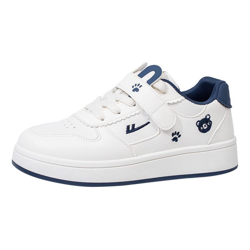 Small fresh and cute low-top board shoes embroidered small white shoes simple high school students daily commuting shoes