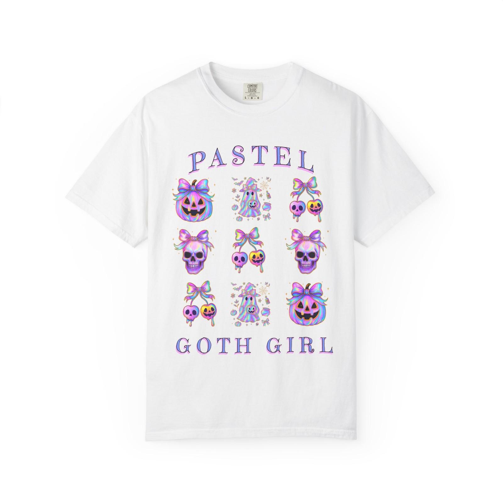 Pastel Goth Girl T-Shirt | Cute Halloween Apparel, Gift for Teens, Casual Wear S разноцветный