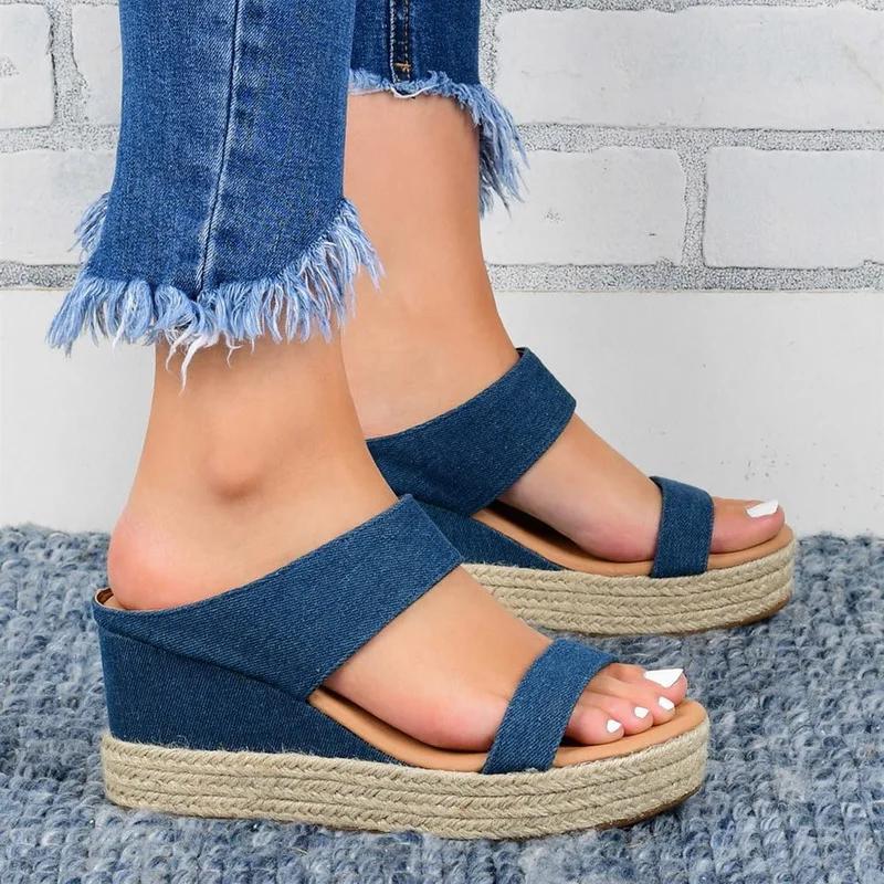 Customized Shoes Women Summer Solid Thick Bottom Flat Sandals Women Ladies Shoes Snake Print Sandals S-V