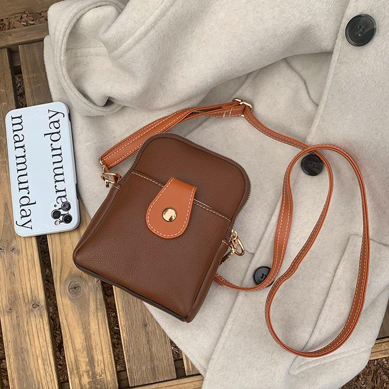 Mobile Phone Bag Female Messenger New Retro Mini Small Bag Small Fashion Versatile Lightweight Small Satchel