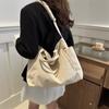Mode Koreanische Version von Lässig Einfach Ins Große Kapazität Umhängetasche Pendeln Retro Textur Neue Handtasche