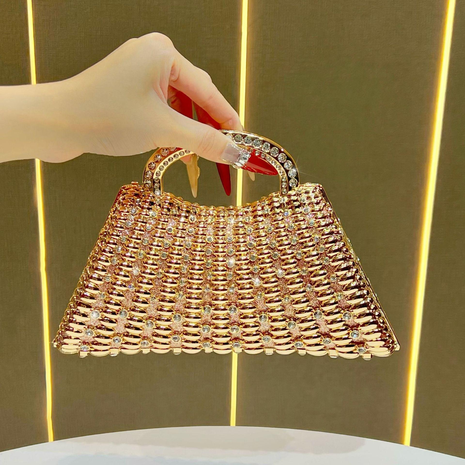 

Heavy industry light luxury handbag high-end diamond set women s clutch bag crossbody bag banquet dinner bag