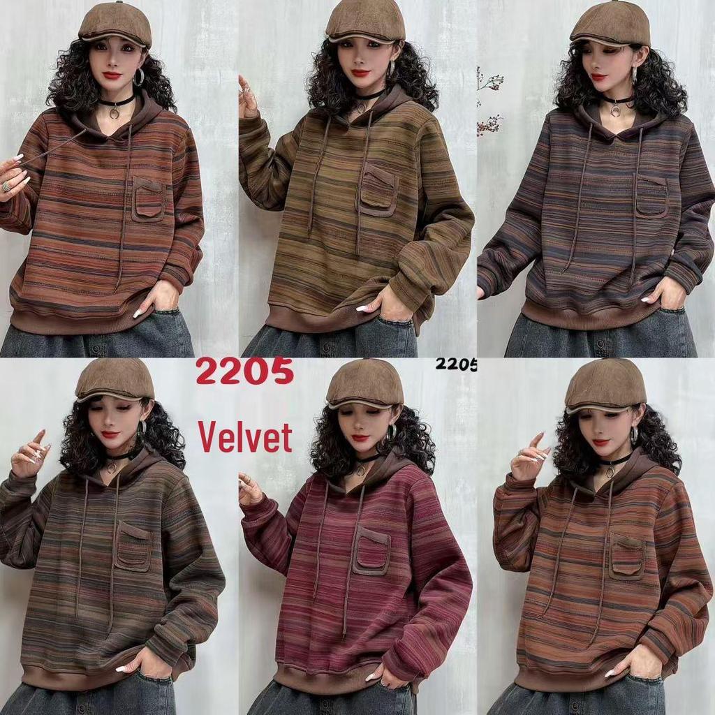 Bojiiafan 2025 Stylish Women's Hooded Fleece-Lined Striped Sweatshirt: Age-Reducing Loose Fit Winter Pullover.