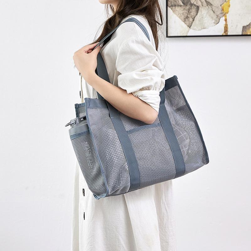2025  Korean Beach Bag  Mesh Hollow Fitness Shoulder Bag Leisure Swimming Bag Travel Storage Washbag
