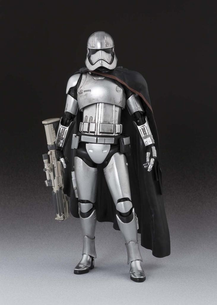 TAMASHII NATIONS Star Wars Kapitán Phasma 155mm malovaná pohyblivá figurka S.H.Figuarts cca. ABS a PVC