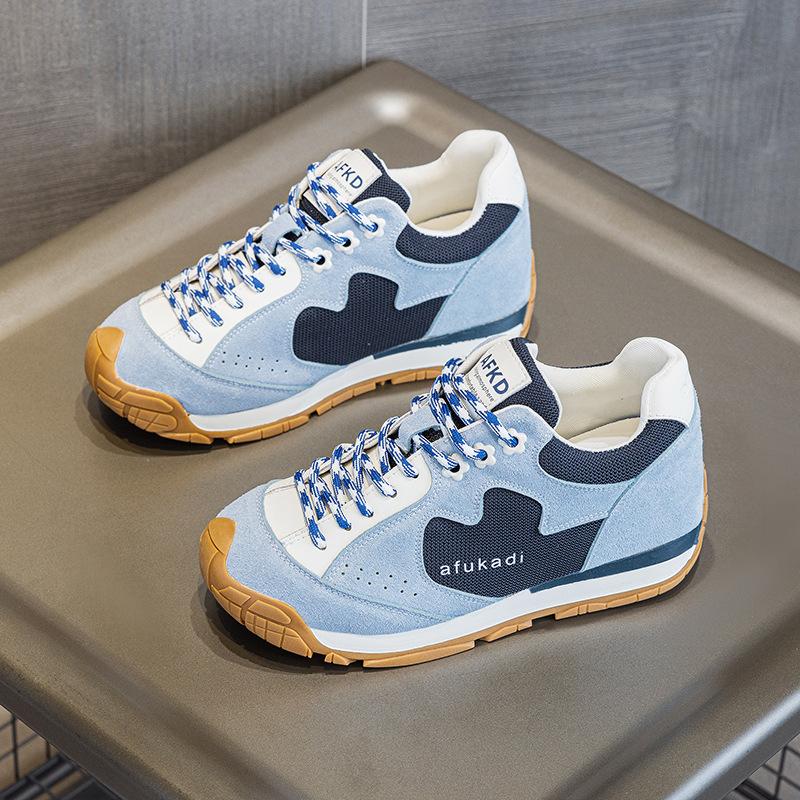 

7CM women s hot outdoor trendy fit comfortable wear-resistant low-top trendy leather outdoor functional sports moral training shoes women 39