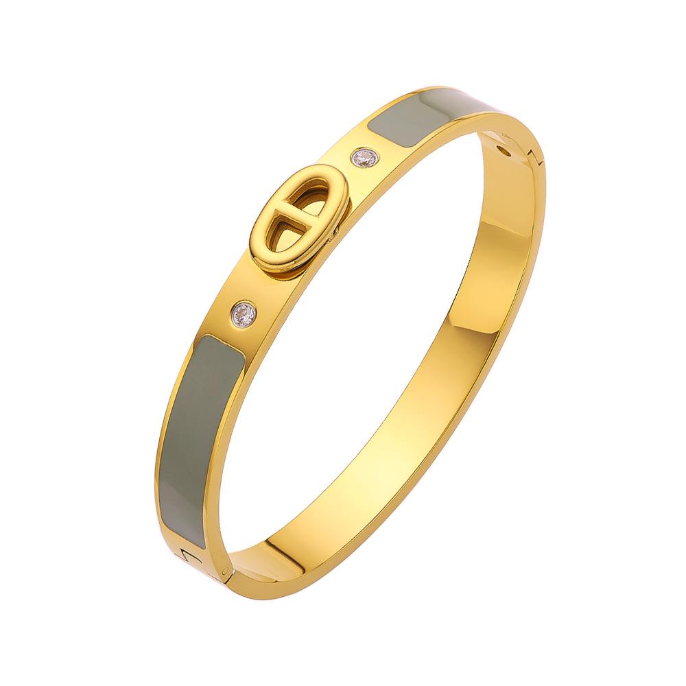 18K Gold-Plated Stainless Steel Pig Nose Bracelet with Zirconium Detailing