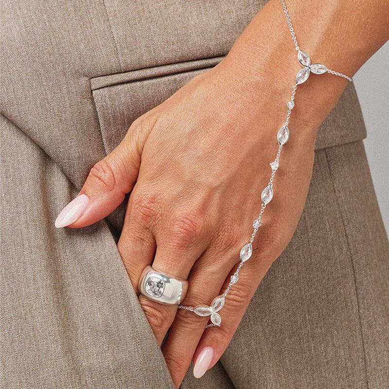 Shiny Zircon Water Droplet Bracelet for Women Premium Stainless Steel Finger Design Jewelry for Christmas Gift