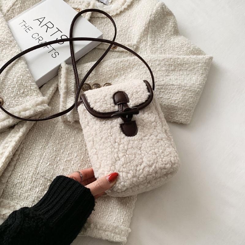 Fashion Mini Lamb Wool Small Square Bag Horn Toggle Button Design Portable Popular Plush Crossbody Bags Cute Mobile Phone Pack