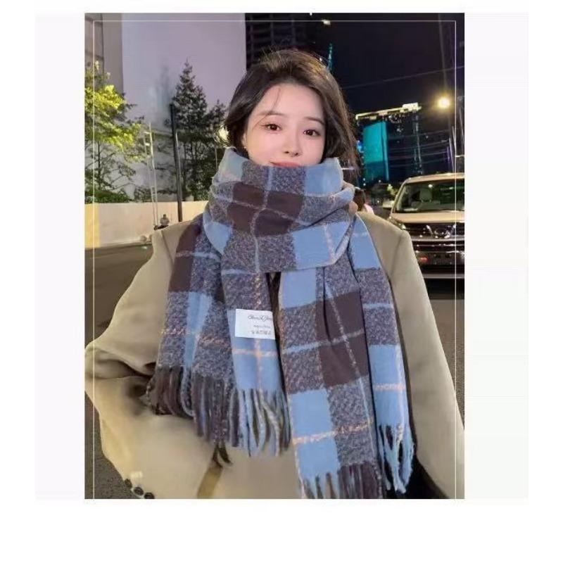 Christmas atmosphere New red plaid scarf Women's winter versatile thickened senior sense Students keep warm