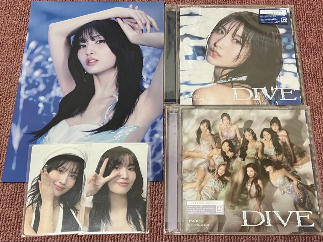 

[USED] TWICE Momo Dive CD Trading Card