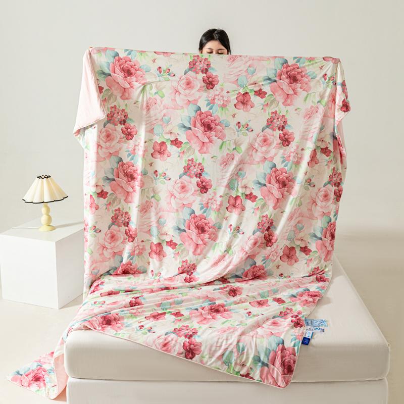 Fashion Cooling Blankets Smooth Air Condition Comforter Lightweight Summer Quilt Cool Feeling Skin-friendly Breathable Quilts