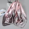 Foulard quadrato in seta stile influencer: Sciarpa da collo da donna alla moda, Sciarpa, Protezione solare, Garza stampata, Accessorio per abbigliamento professionale