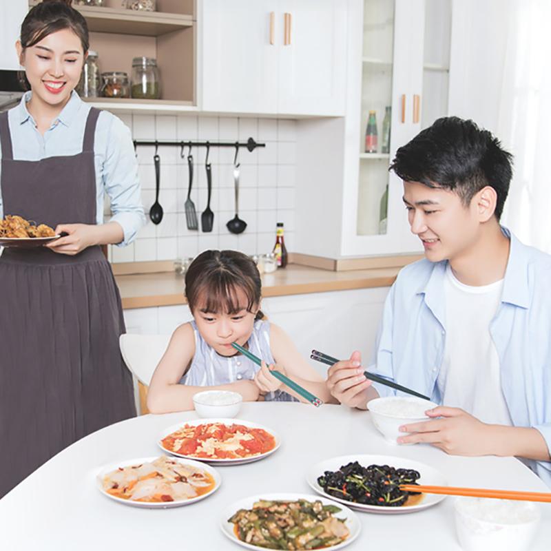 JANKNG 5 Pairs Chinese Janpanese Chopsticks Set Family Chopsticks Set Food Sushi Stick Reusable Korean Alloy Tableware Set