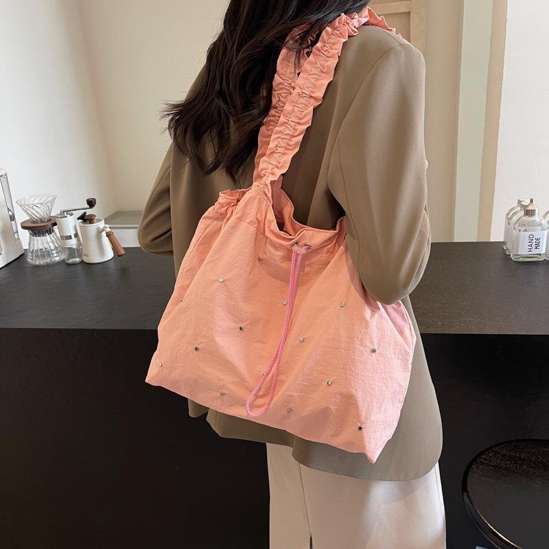 Fashi Tote Bag for Women Shoulder Bags Wrinkled Handheld Underarm Bag Class Bags for Girl Designer Bag Shopping Bags Sac