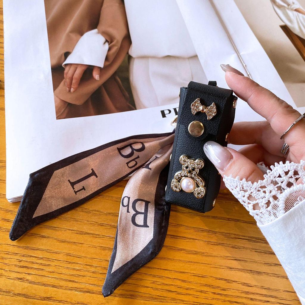 Rozkošný Mini Klíčenka s Přívěskem na Rtěnku - Kompaktní Držák na Rtěnku pro Klíče & Tašky