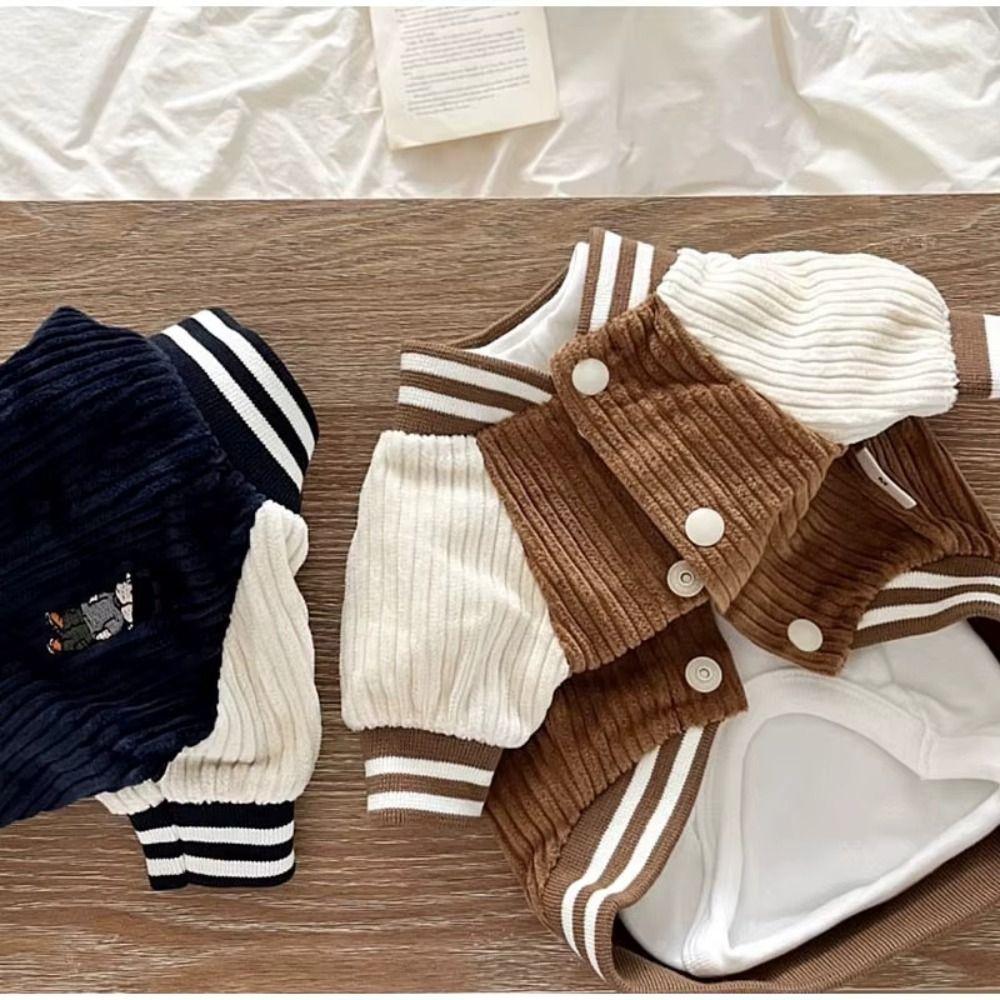 Warme zweibeinige Hundekleidung Bequemer Hundemantel Haustierkostüme Haustier-Baseballjacken Hundeshow