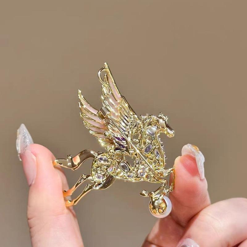Luxury and Chic Colorful Brooch - Exquisite, Small-scale, Fashionable and Versatile Design - Flying Horse Brooch