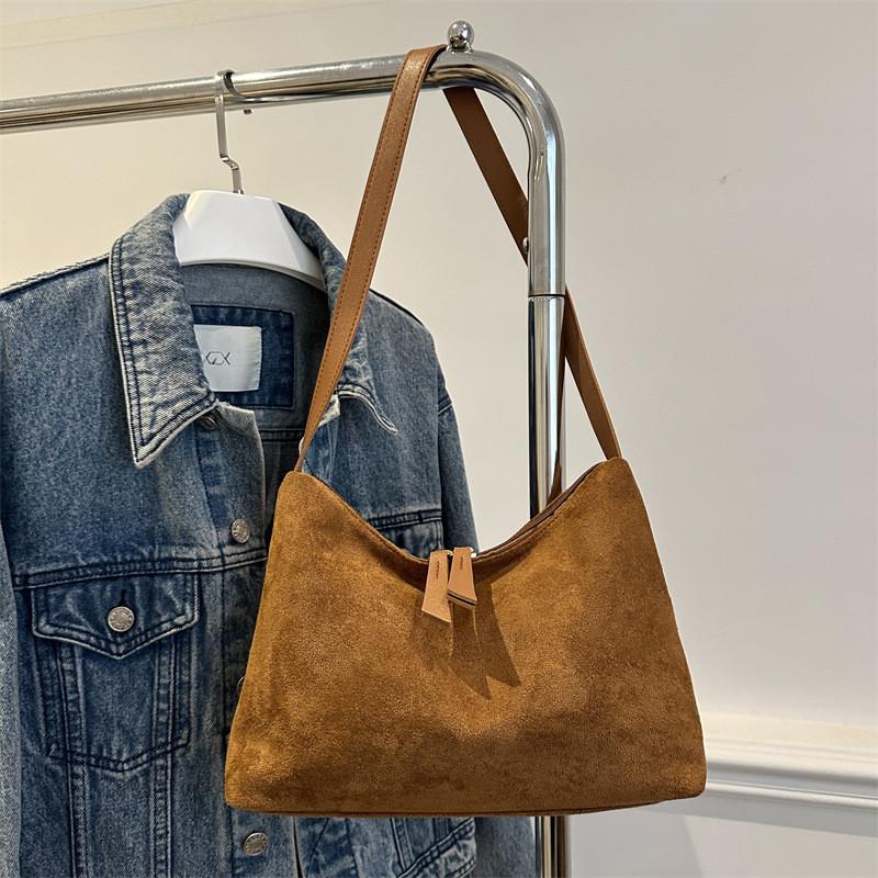 Stylish Large Capacity Tote Bag In Black Brown Red For Everyday Fashion Use