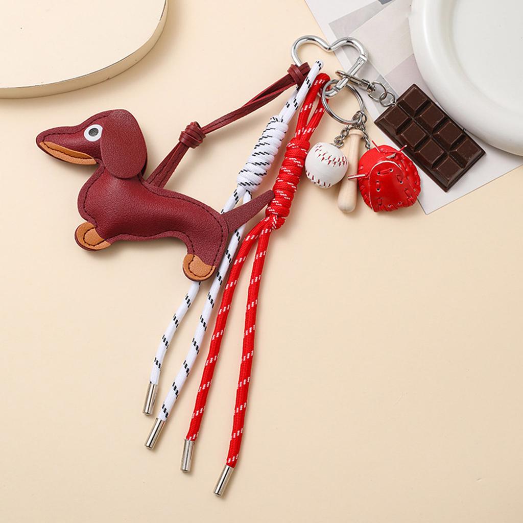 Fashionable Retro Sausage Dog Keyring Fashionable Sturdy PU Jewelry Accessory for Collectors and Trendsetters Use