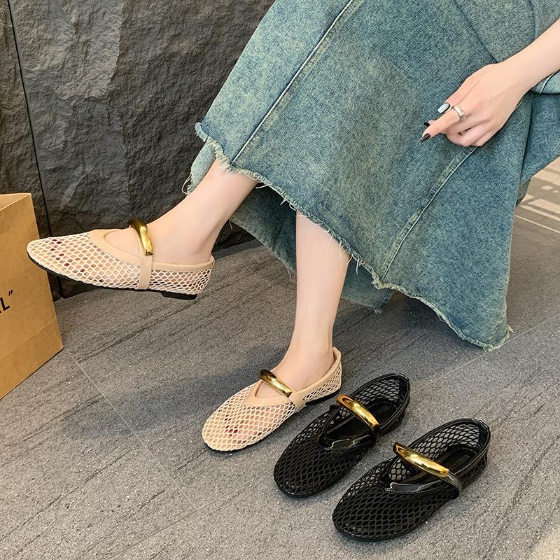 Chaussures simples respirantes en maille à fond plat pour femmes 2025 nouvel été creuses Mary Jane chaussures de soirée douces sandales à bout fermé