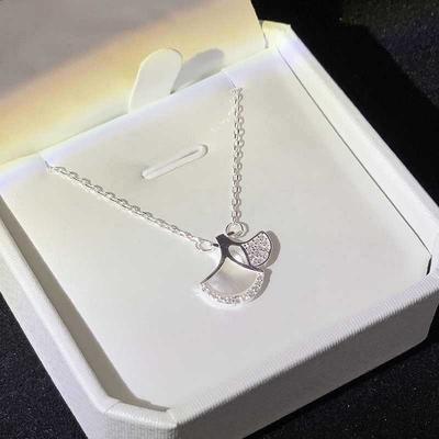 White Fritillary Apricot Leaf Necklace Women's Fashion High-end Niche Delicate Fan Pendant Women's Necklace