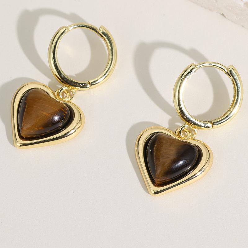 Elegant Natural Tiger Eye Heart Stud Earrings - Autumn/Winter Style, Fashionable and Versatile Light Luxury Jewelry for Women.