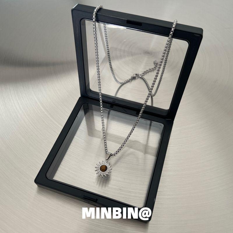 

Retro Tigereye SUNFLOWER Necklace Men Tide Niche Style Hip Hop European and American Style Classy Stylish Sweater Chain Female Necklace Vintage Tiger s Eye Sunflower Necklace