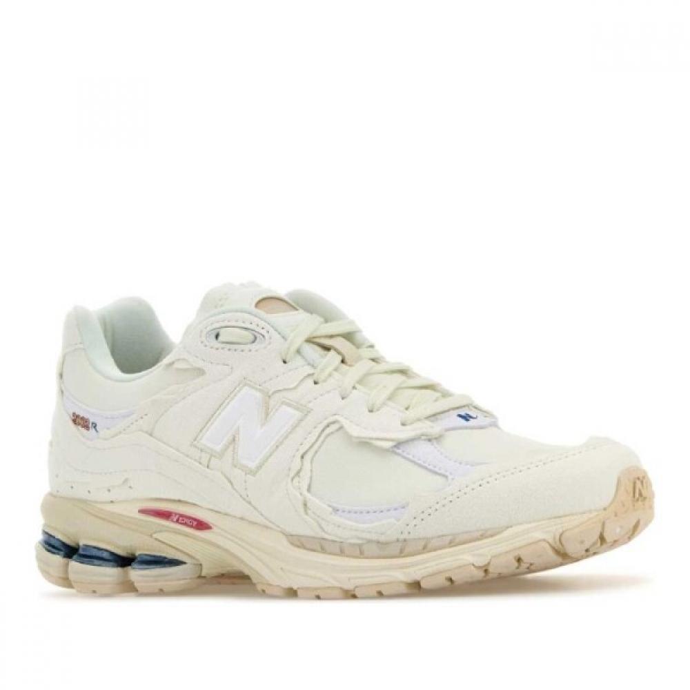 New Balance White Suede And Mesh Sneakers M2002rdc