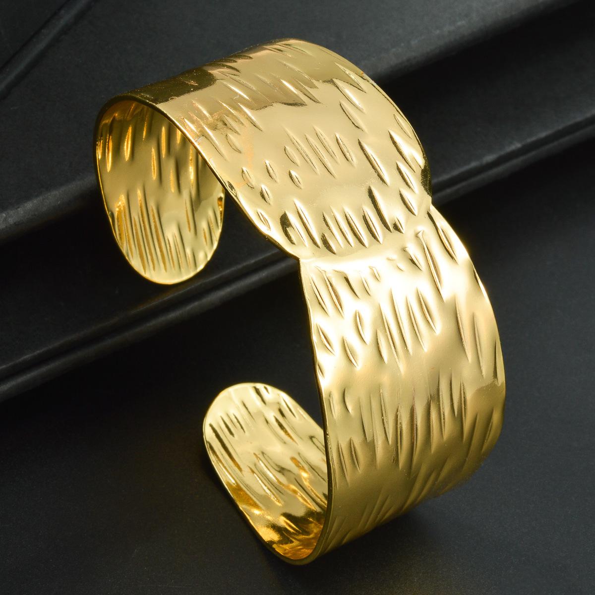 2026 Vintage 18k Gold Open Bracelet Personalized Ripple Irregular Bracelet Bracelet Wide Face 18K