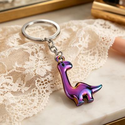 Yousheng Dinosaurier Schlüsselanhänger Legierungsmaterial Langlebig Galvanisiert Niedlich Langer Hals Brachiosaurus Anhänger für Schlüssel Taschen Kinder Erwachsene Geschenk in Phantomgrün