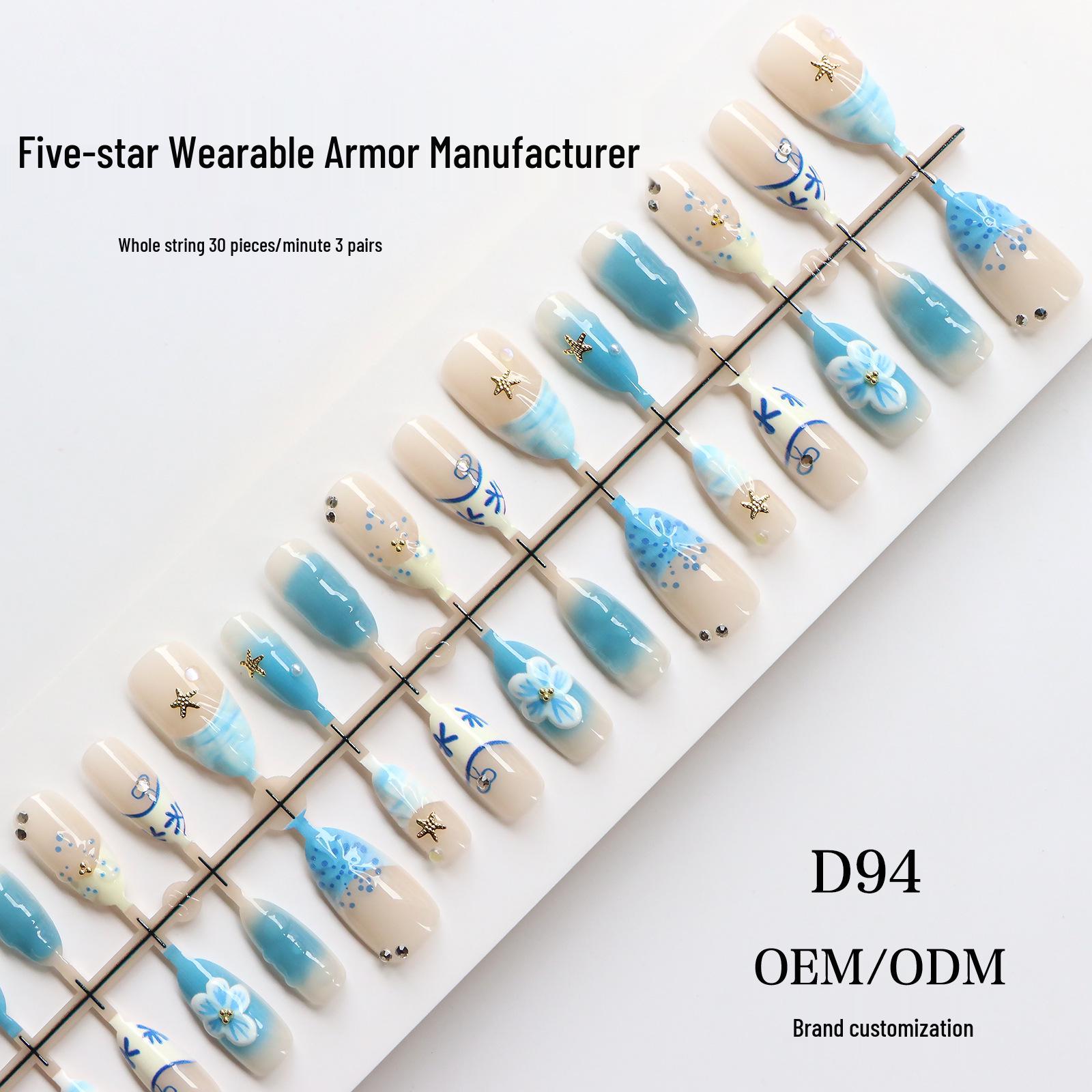 Almond Cat Eye 3D Wearable Nails with Embossed Diamonds & Sea Glaze Finish
