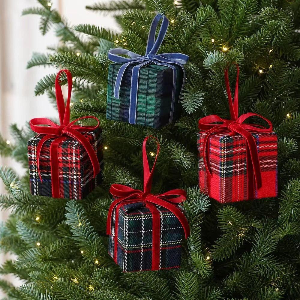 Karierte Weihnachtsbaum-Hängedekorationen Schaumstoff-Weihnachtsbaum-Geschenktüte Xmas-Baum-Anhänger Neues Jahr