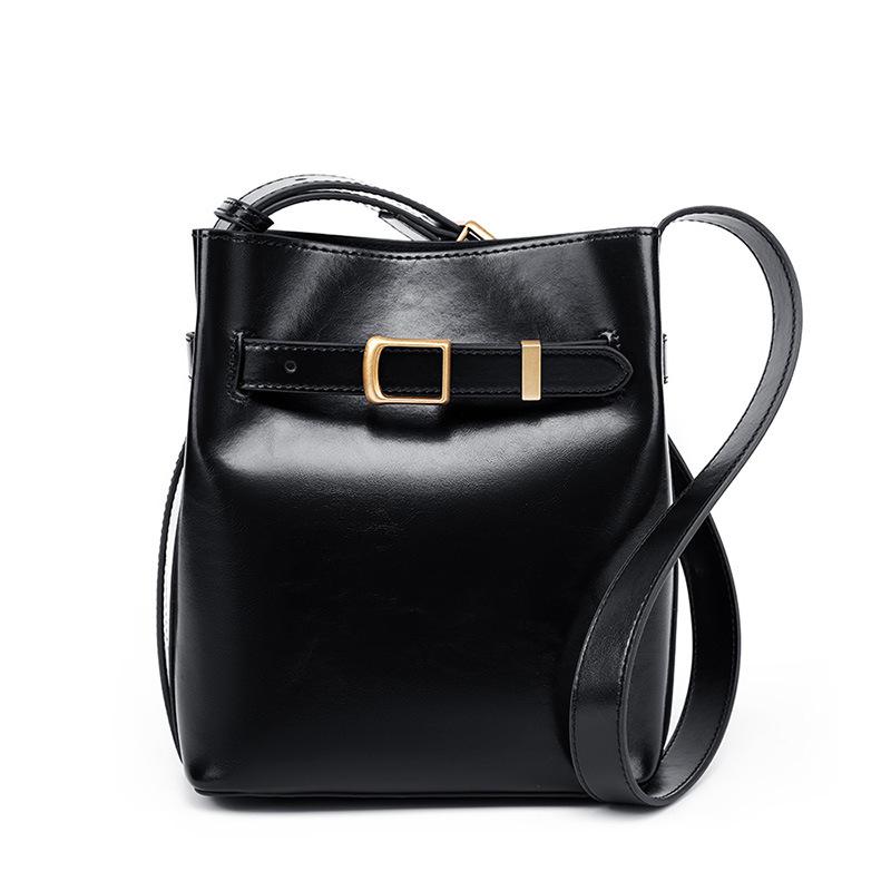 Retro leather women's shoulder bag, premium bucket bag, retro first-layer cowhide messenger bag, women's shoulder messenger bag