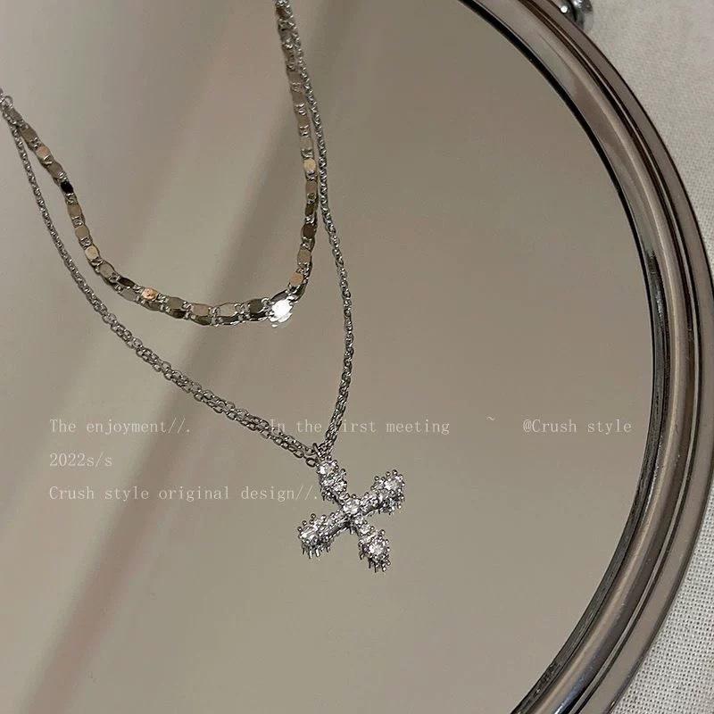 Fashionable Minimalist Cool Style Double Layered Cross Pendant Necklace