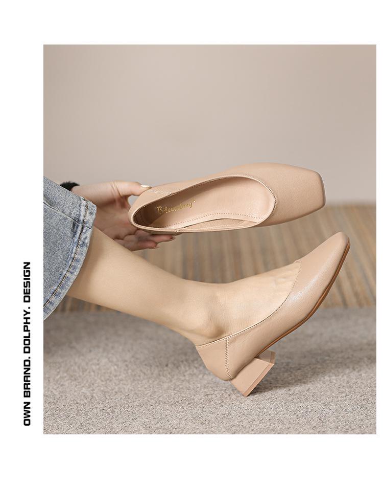 2023 Retro Soft Leather Square Toe Medium High Heel Women's Shoes