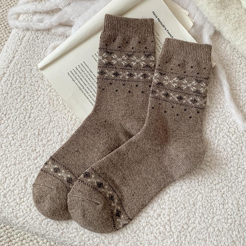 Socks Medium Tube Socks Season Warm Wool Socks Piled Thickened Stockings Pastoral Stacking Socks Women