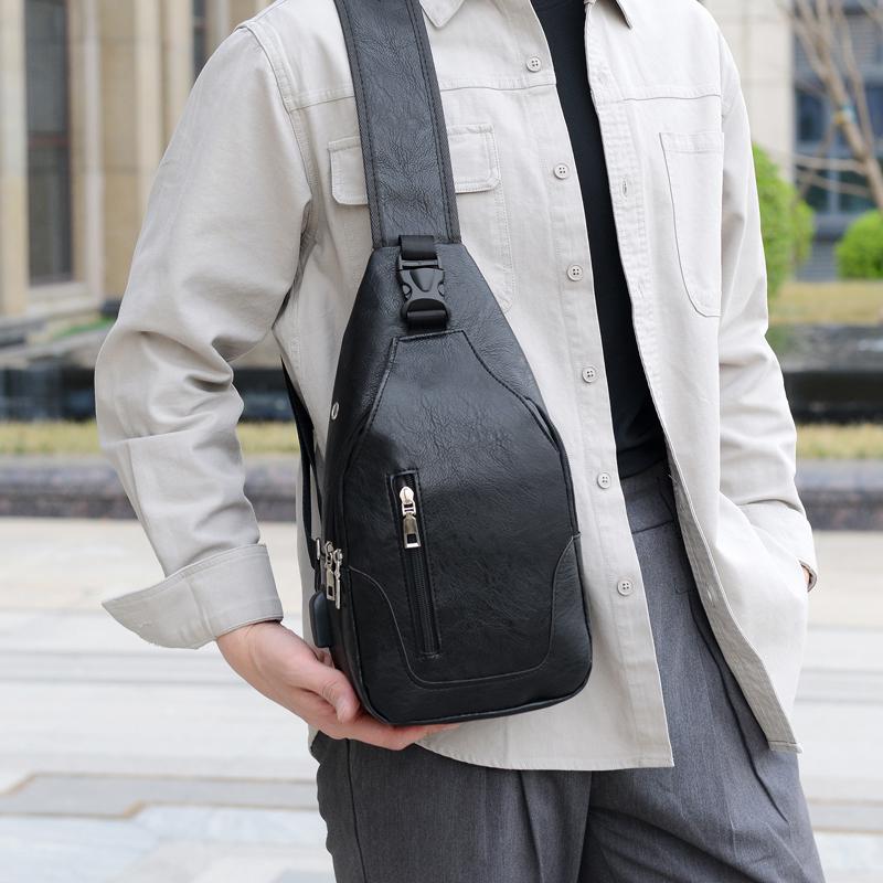Simple and Fashionable Casual Solid Color PU Multifunctional USB Charging Zipper Man's Chest Bag Crossbody Bag for Commuting