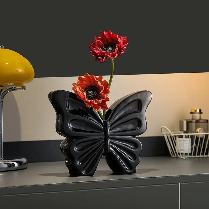 Butterfly Vase Ceramic Dried Flower Container for Room and Dining Table Butterfly Decorative Vase for Living Room Decoration New