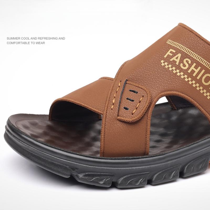 Breathable Men's Sandals Summer Fashion Men's Genuine Leather Shoes Anti-Slip Soft Bottom Slippers Comfortable Soft Beach Shoes