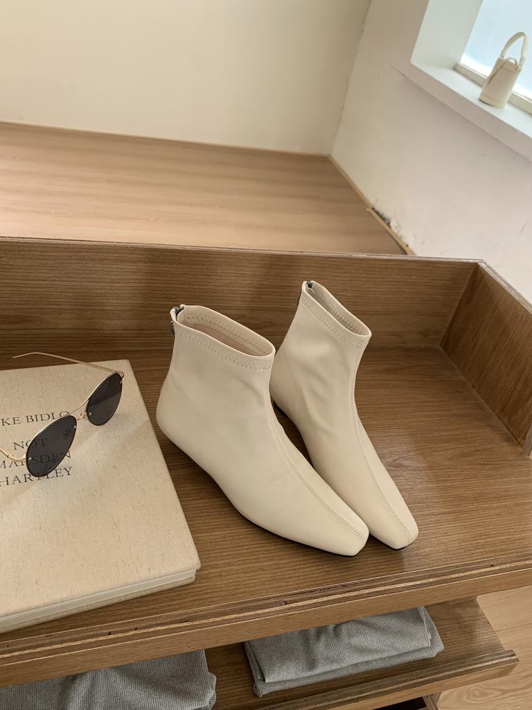 Korean version of square head low heel rear zipper retro Martin boots children commuting foreign soft sole casual versatile Chelsea boots