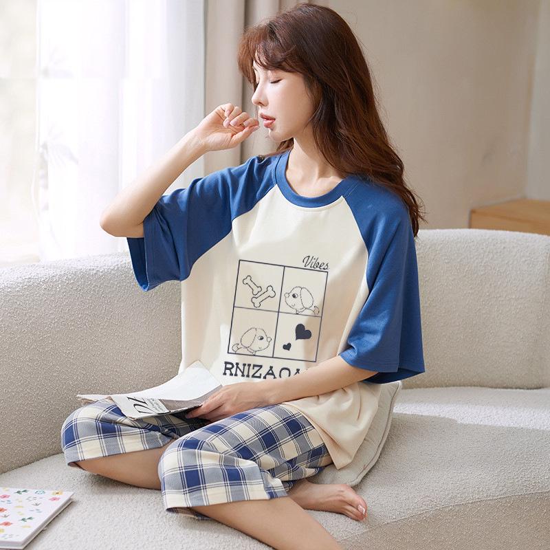 Women's Summer Pajama Set: Short-Sleeved Top and Seven-Point Pants, Cute and Loose, Perfect for Teenage Girls, Suitable for Home or Outdoor Wear.