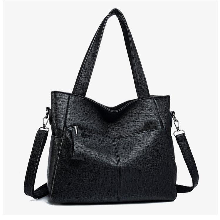 2026 Autumn and Winter New Fashionable Versatile Shoulder Messenger Bag Women's Simple Solid Color Handbag Bag Work Niche Design