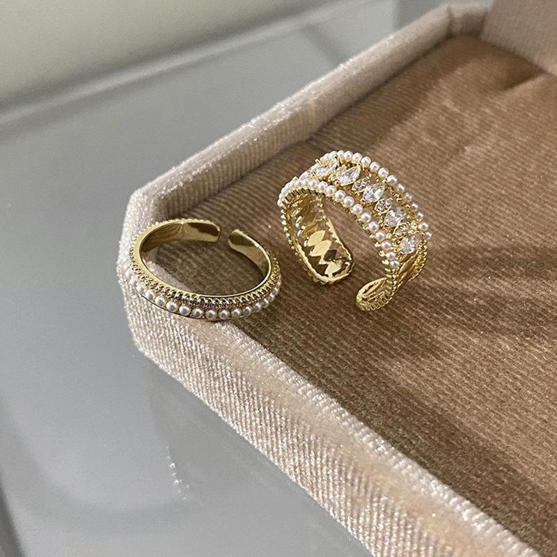 Pearl Zircon Rings for Woman Fashion Open Finger Ring Hollow-Carved Design Ring Luxury Elegant Party Jewelry Wedding Gifts Vintage Adjustable Ring