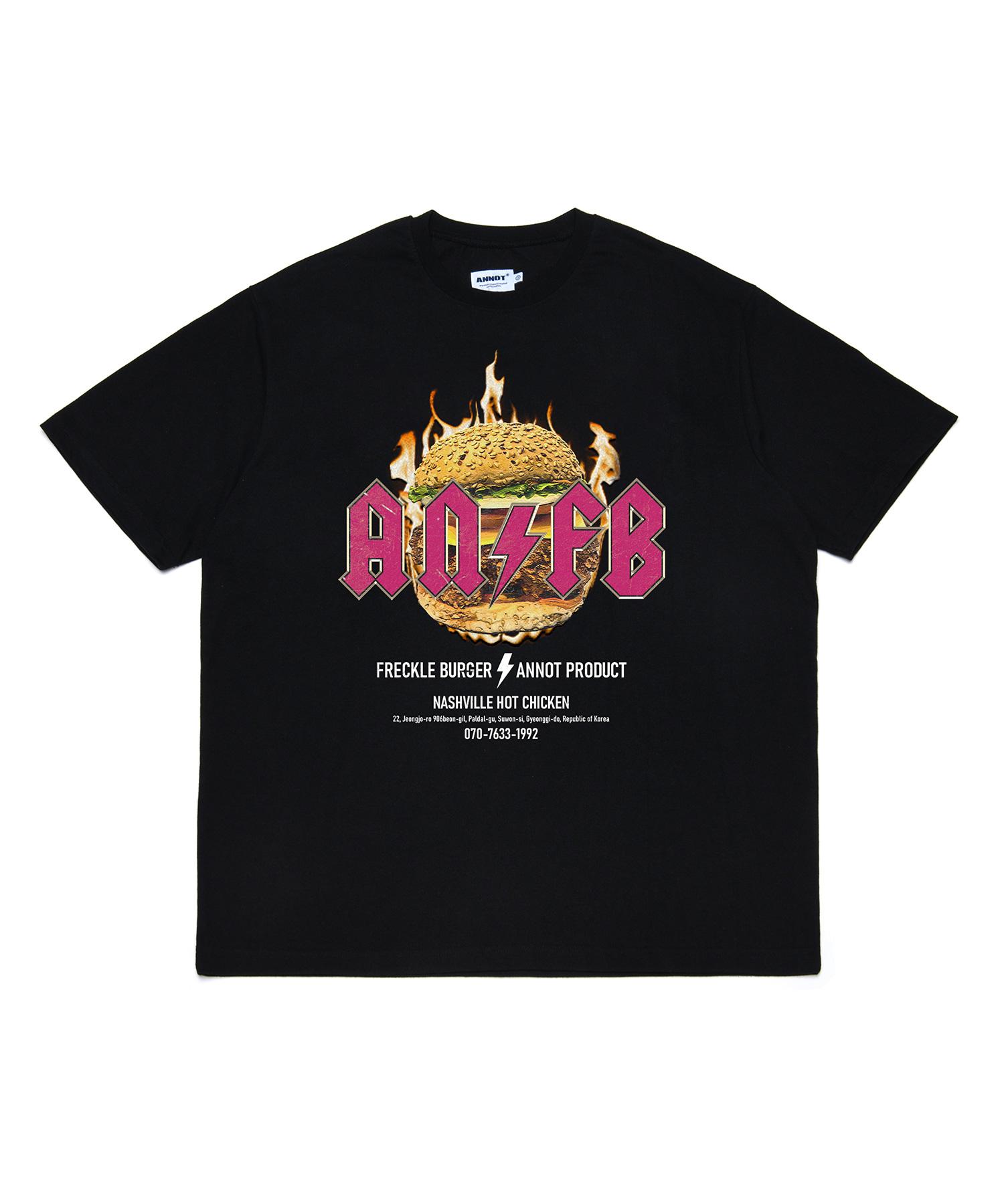 A Note [A Note X Freckle Burger] Chicken Burger T-Shirt Black 1