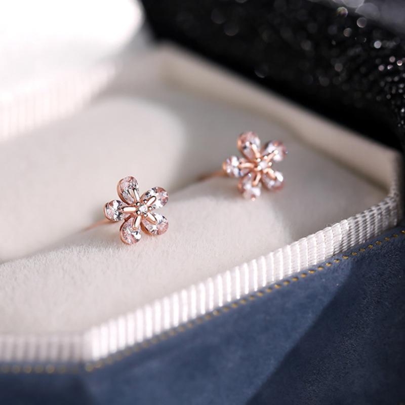 

Милые и элегантные серьги с маленькими цветами из циркония, простые и свежие серьги в лесном стиле для женщин Pure silver розового золота